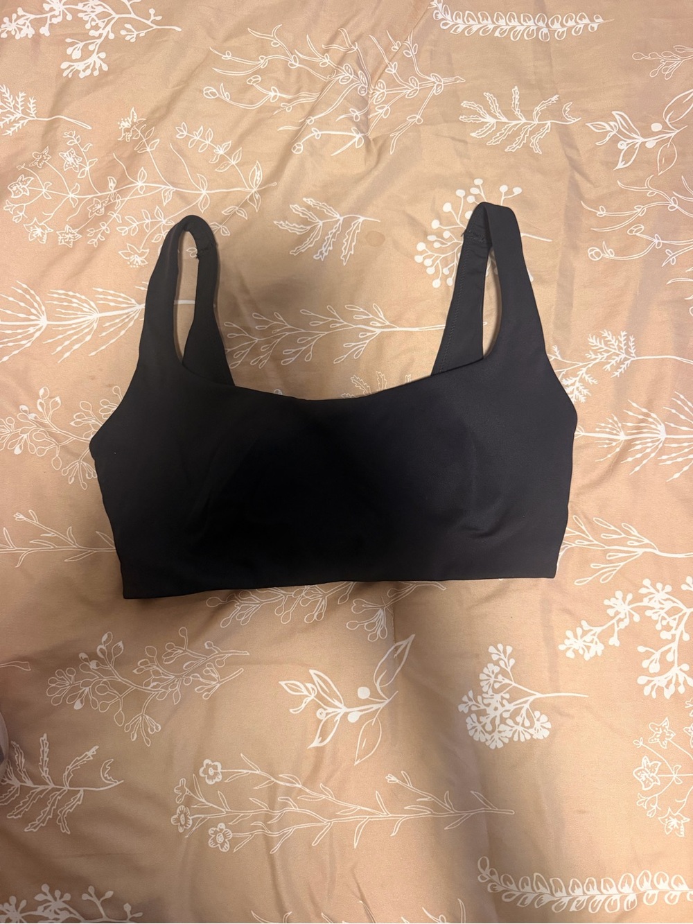 Nike Skims Scoop Sports Bra